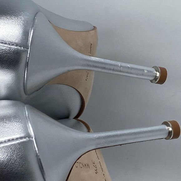 Manolo Blahnik Hangisi 105MM Crystal Buckle Leather Pumps size 37.5 - Picture 12 of 16